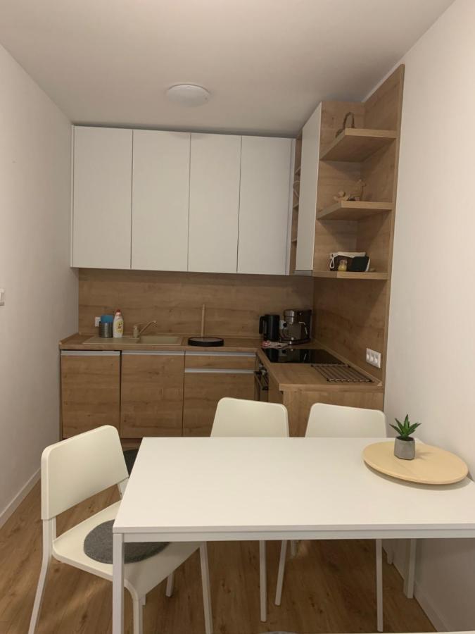 טאלה Apartman Jelen Chopok Juh-Trangoska מראה חיצוני תמונה