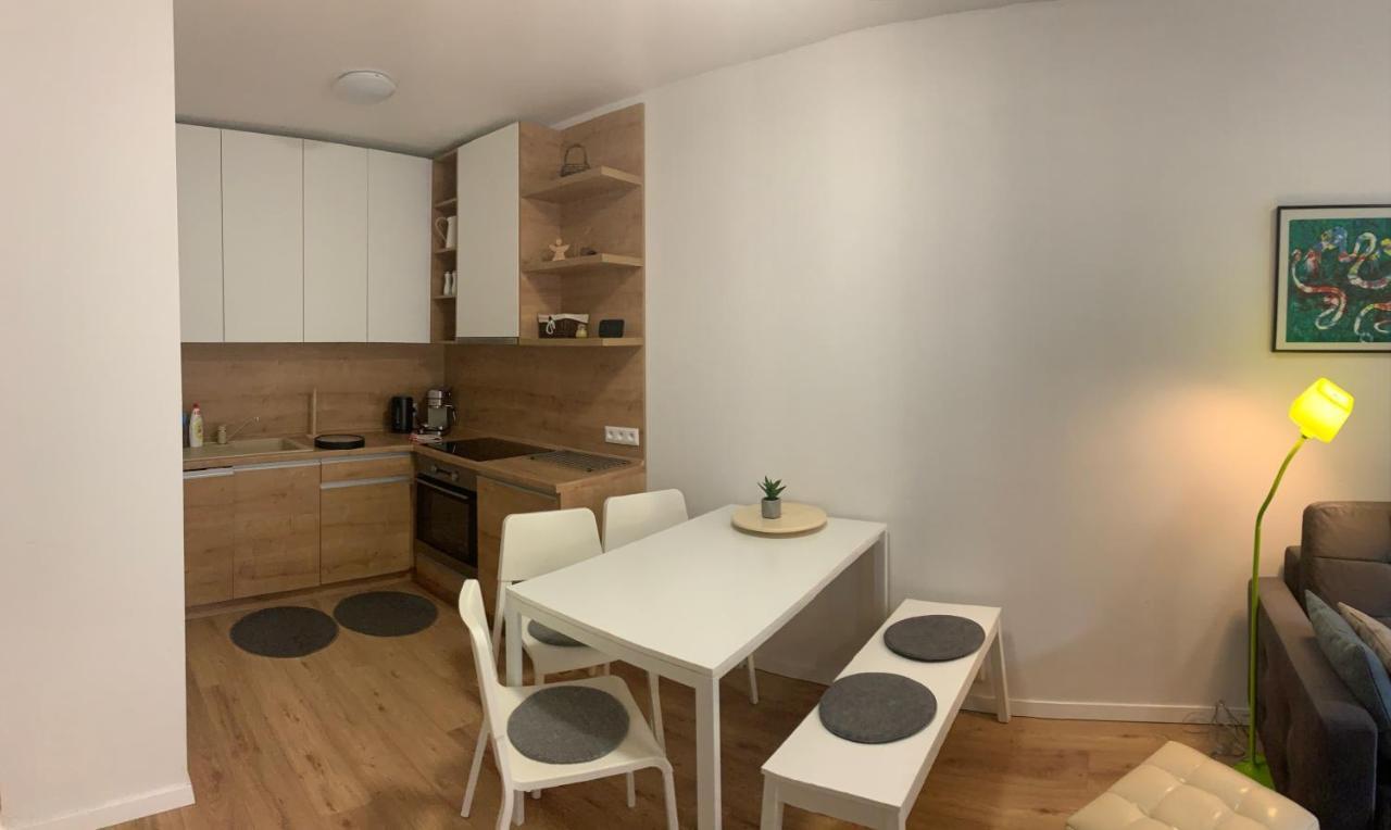 טאלה Apartman Jelen Chopok Juh-Trangoska מראה חיצוני תמונה