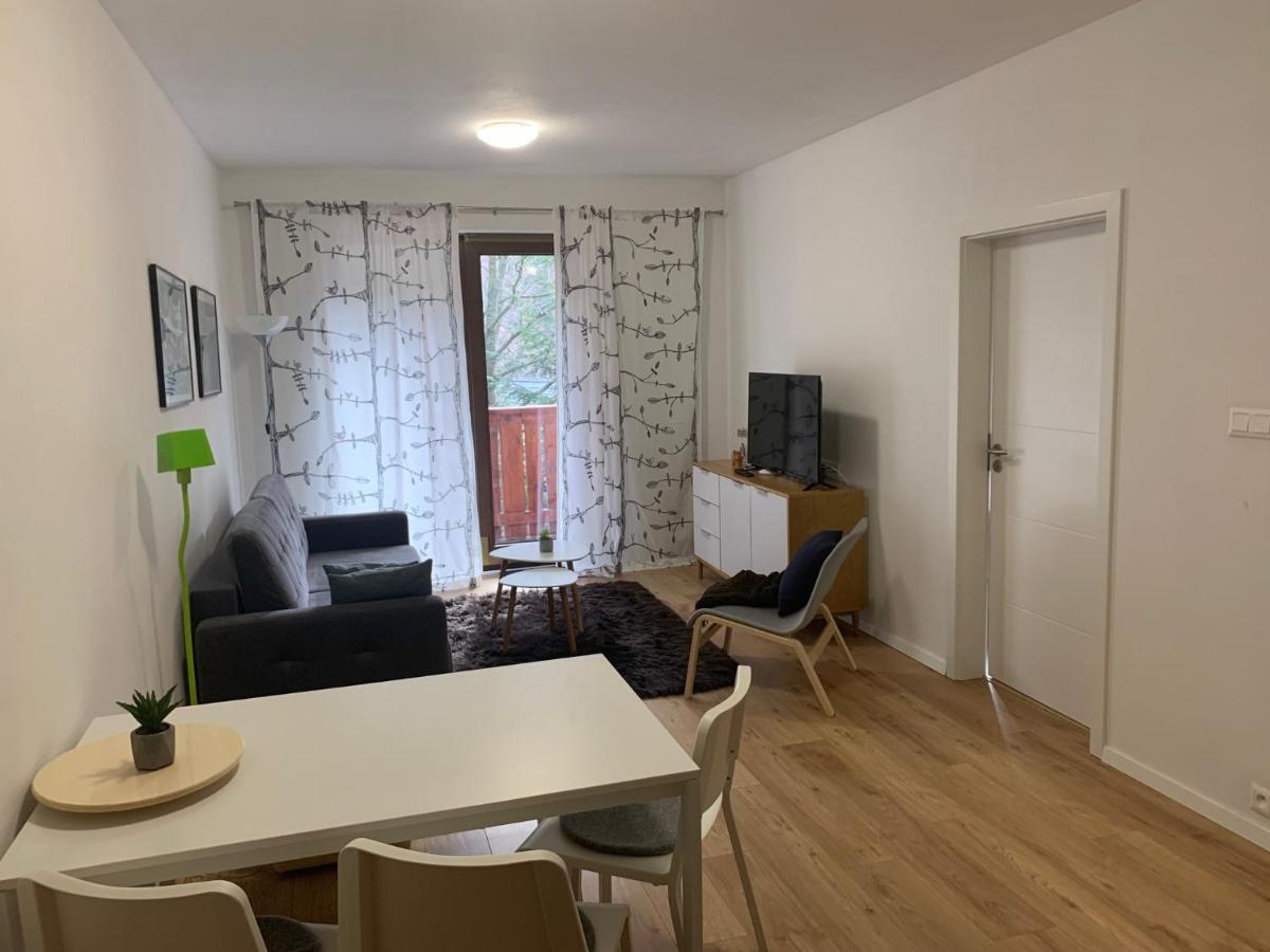 טאלה Apartman Jelen Chopok Juh-Trangoska מראה חיצוני תמונה